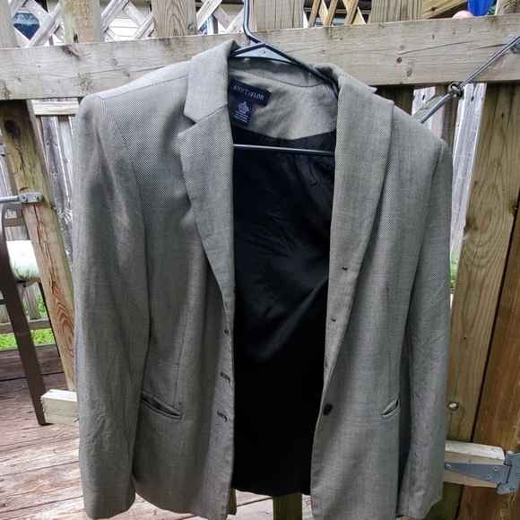 Blazer - Picture 2 of 3